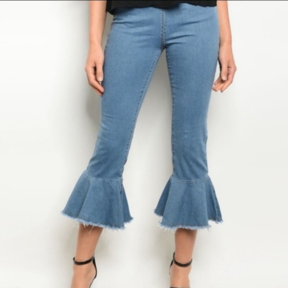 Mustard Seed Cropped Jeans with Flared Raw Hem